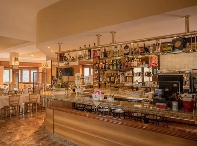 Albergo De Jean Garzeno